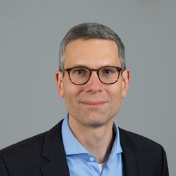 Dr. Daniel Schneider