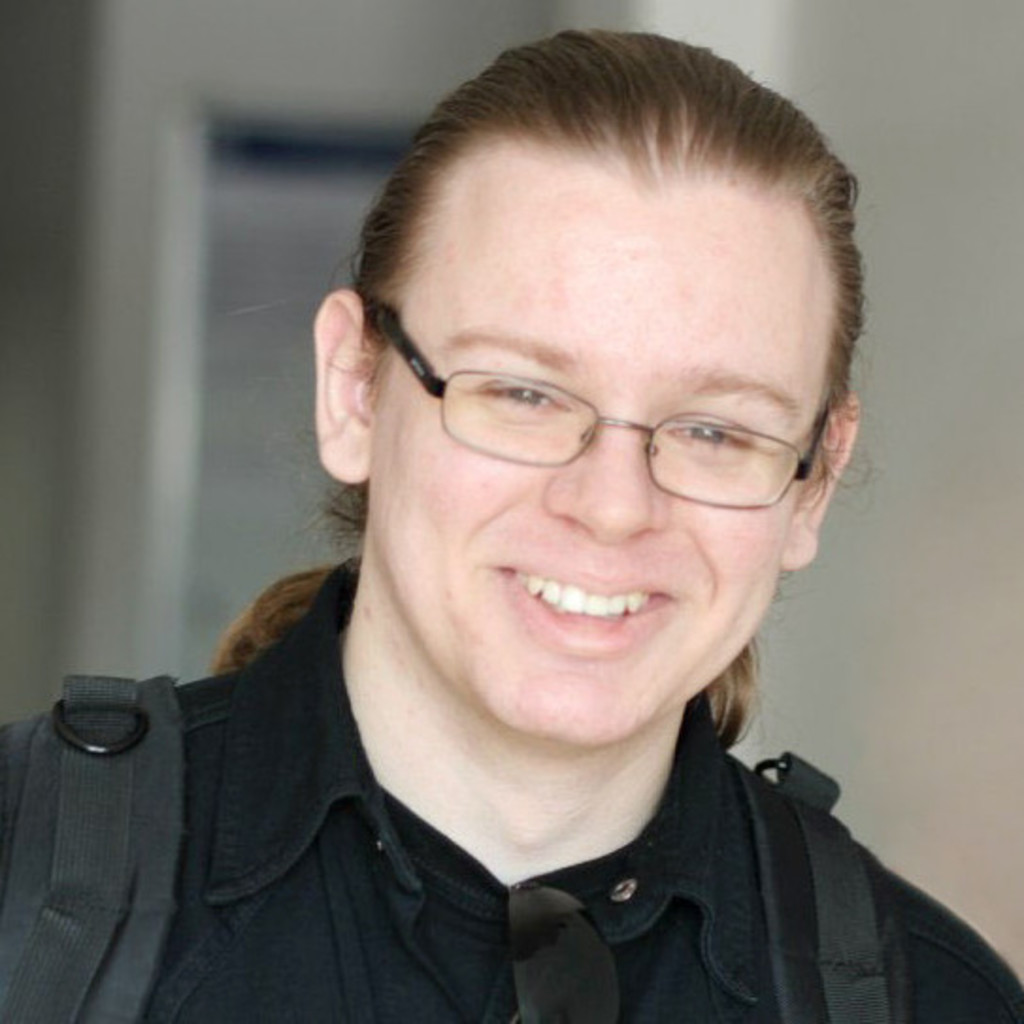 dmitry-kudishin-associate-director-ubs-xing