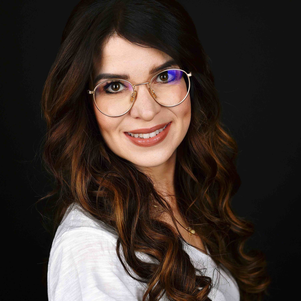 Elisabeth Steinke Human Resources Specialist Nanostone Water GmbH