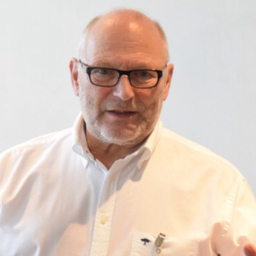 Dr. Hubert Stieve