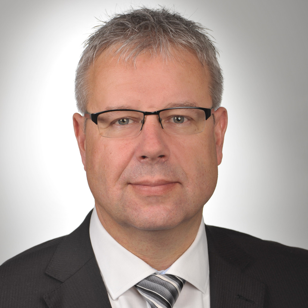 Peter Wiedemann Technischer Fachberater Schachtsanierung REHAU AG