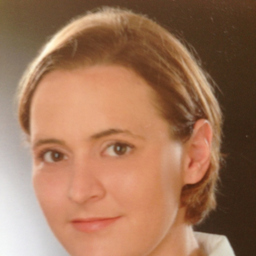 Julia Heine