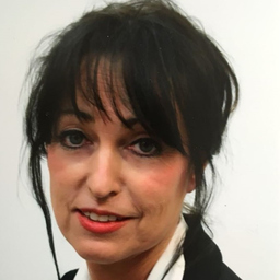Iris Bluhm