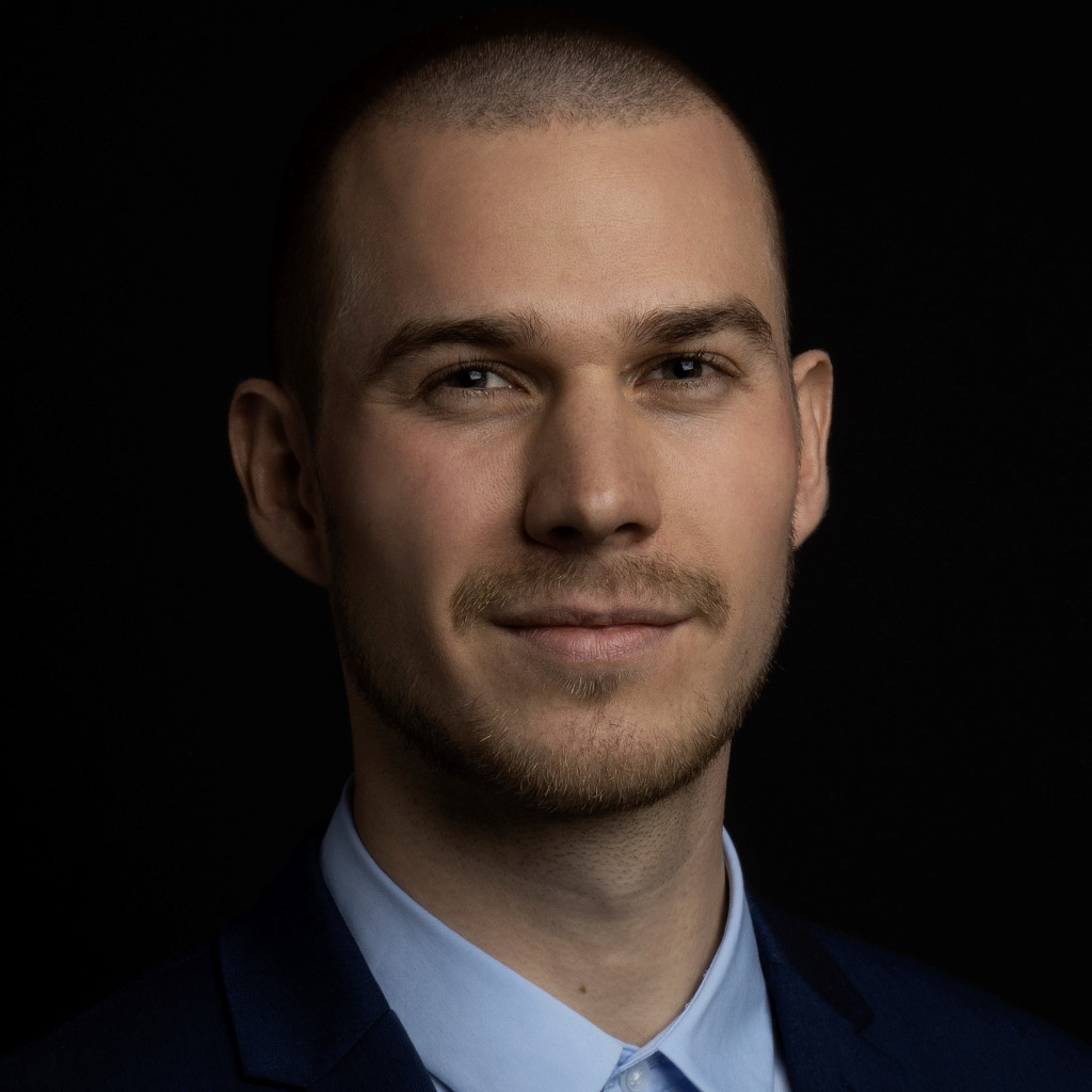 Thomas Wall's Instagram, Twitter & Facebook on IDCrawl