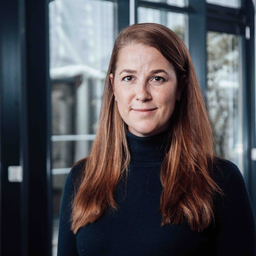 Nina Stäcker