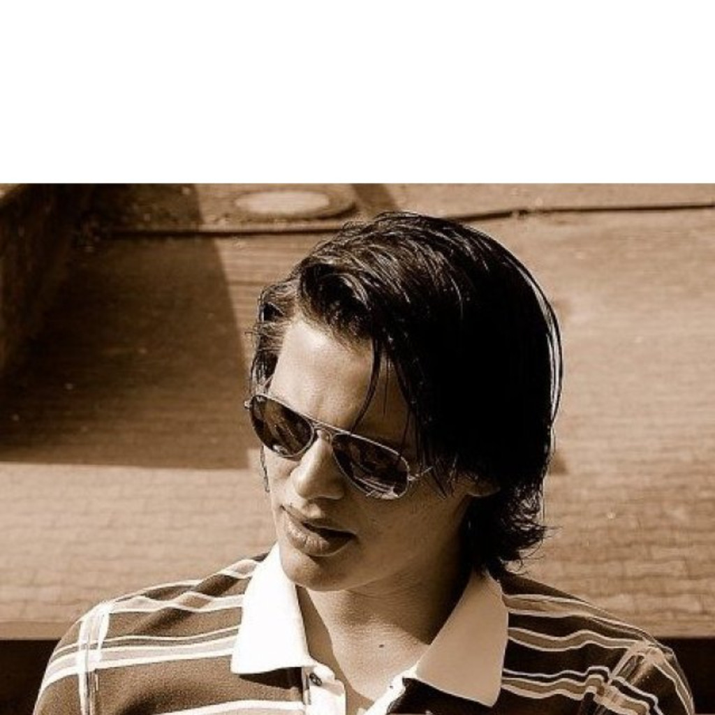 Julian Koegel VP CrowsNest Jewels XING