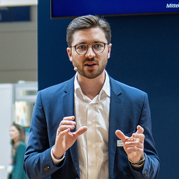Dr. Jonas P. Metzger
