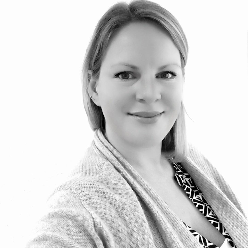 Julia Schiwasinske Sachbearbeiter