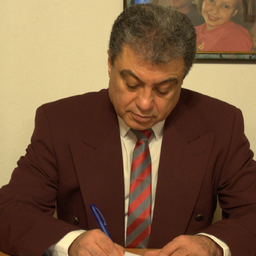 Fernando Tahmouresinia