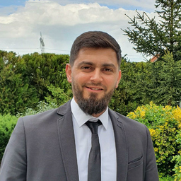 Shaqir Pllana