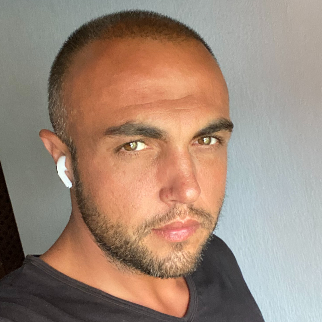 Artur Schmidt Technical Architect / Consultant SASolutions XING