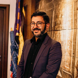 Mahmoud Qasem