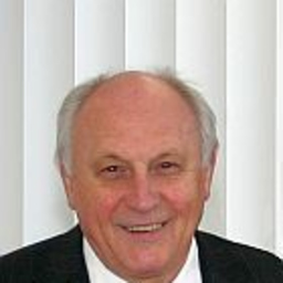 Wolfgang Roth