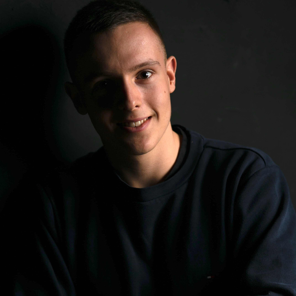 Leon Guthier BWL Dienstleistungsmanagement DHBW Stuttgart XING