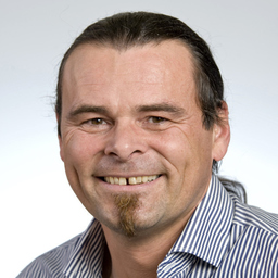 Oliver Bott