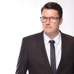 Dr. Dino Uhle
