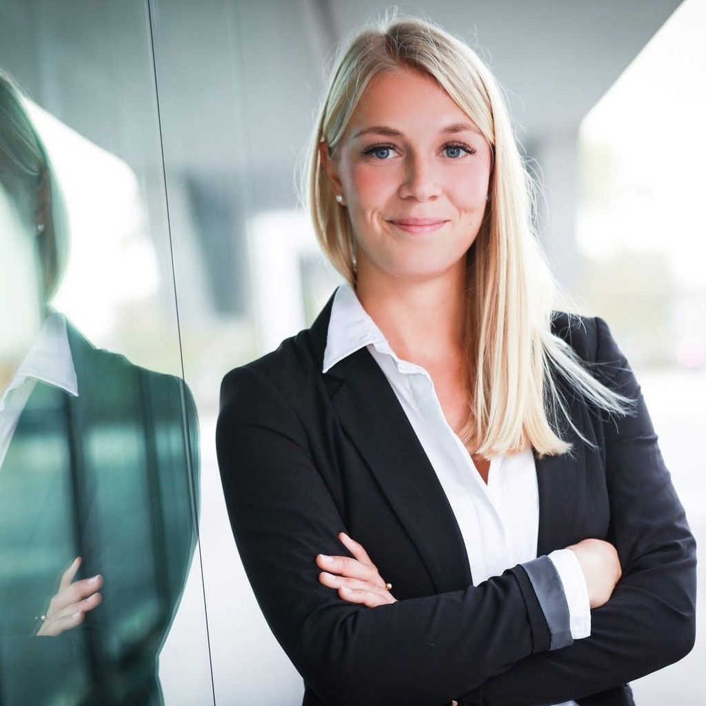 Alina Demuth SAPBerechtigungsspezialistin enterprise