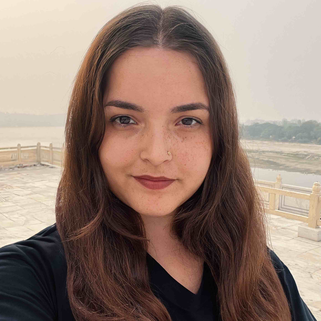 Verena Eckloff aus Hamburg in der Personensuche von Das Telefonbuch