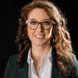 Dr. Anna Bronova