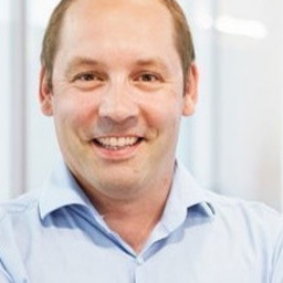 Dr. Helder Schnittker