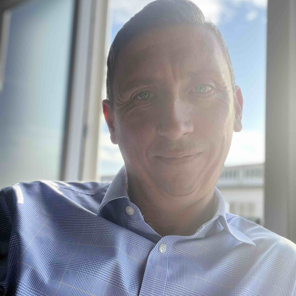 Alexander Scholz IT Leiter Schloz Wöllenstein GmbH & Co. KG XING