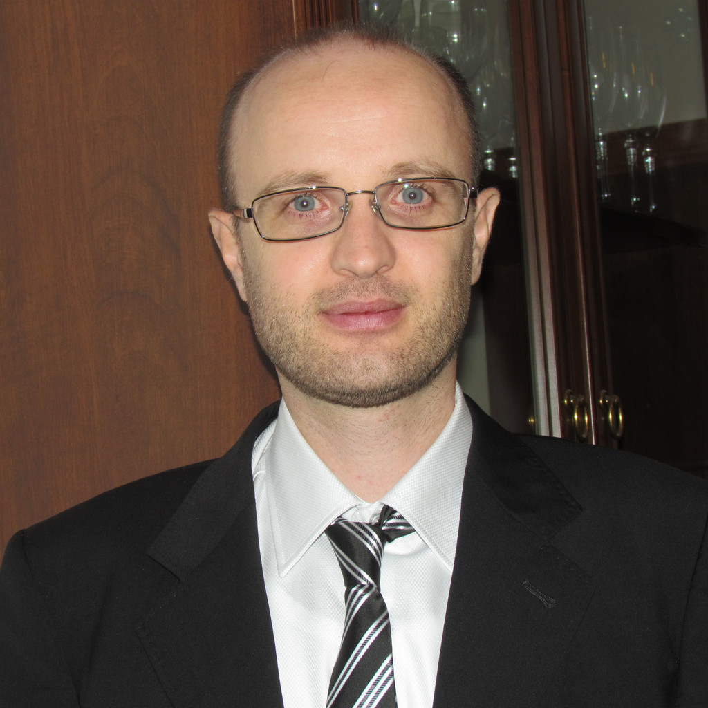 GIUSEPPE BRUNO Tecnico Informatico INTELDATA Informatica e