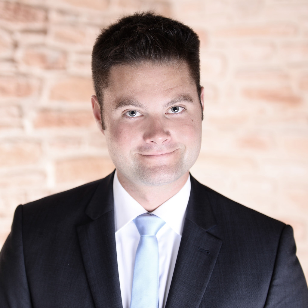 Oliver Lewin Prokurist/ Vice President Fund Management Real Estate