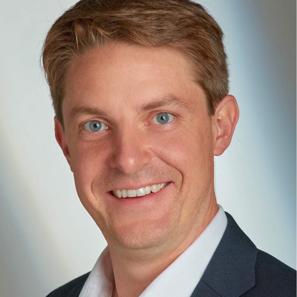 Dr. Stefan Huster Head of Production IT Software Development Carl