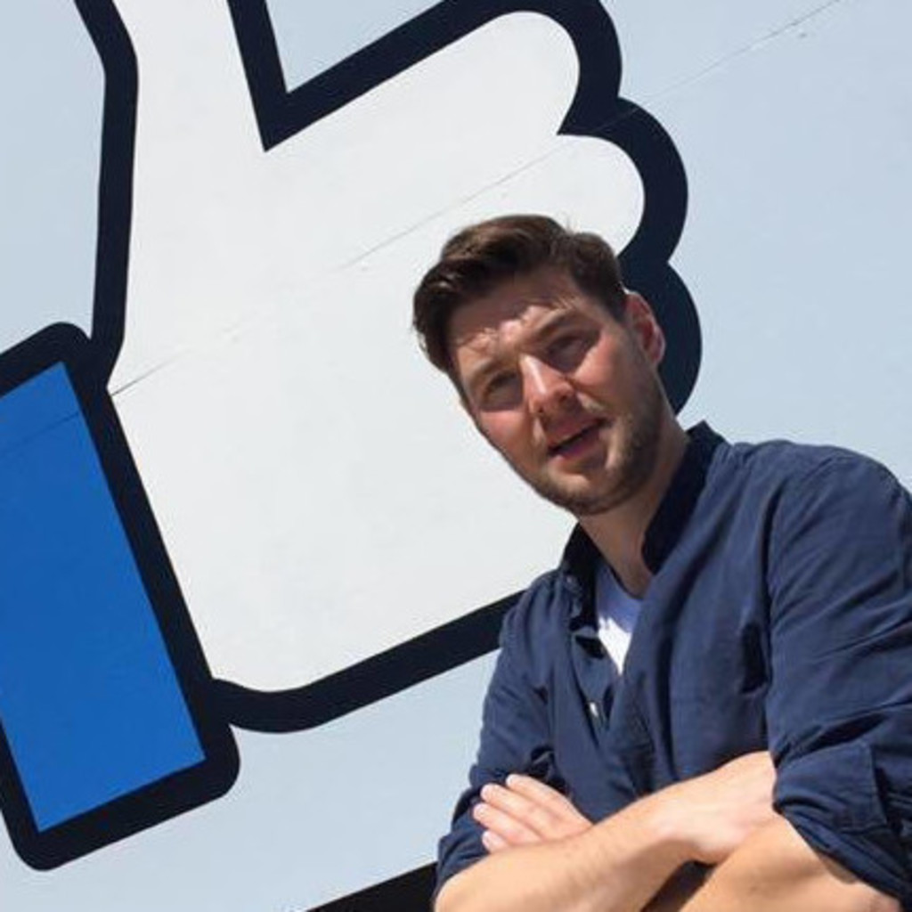 Enno Schummers Director Community & Growth Initiatives EMBRACE GmbH