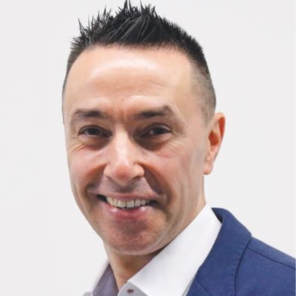 Frank Heinemann Geschäftsführer Perry Markt XING