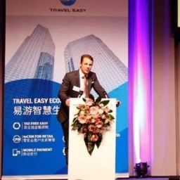 Jorg Springer Asset Manager M Schwerpunkt Privatisierung Domicil Real Estate Group Xing