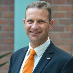 Oliver Stief