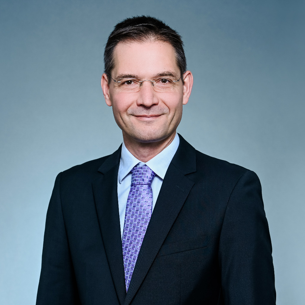 Dr. Martin Bemmann Risk Controlling, Finance & Portfolio Steering