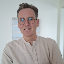 Dr. Thomas Amenda