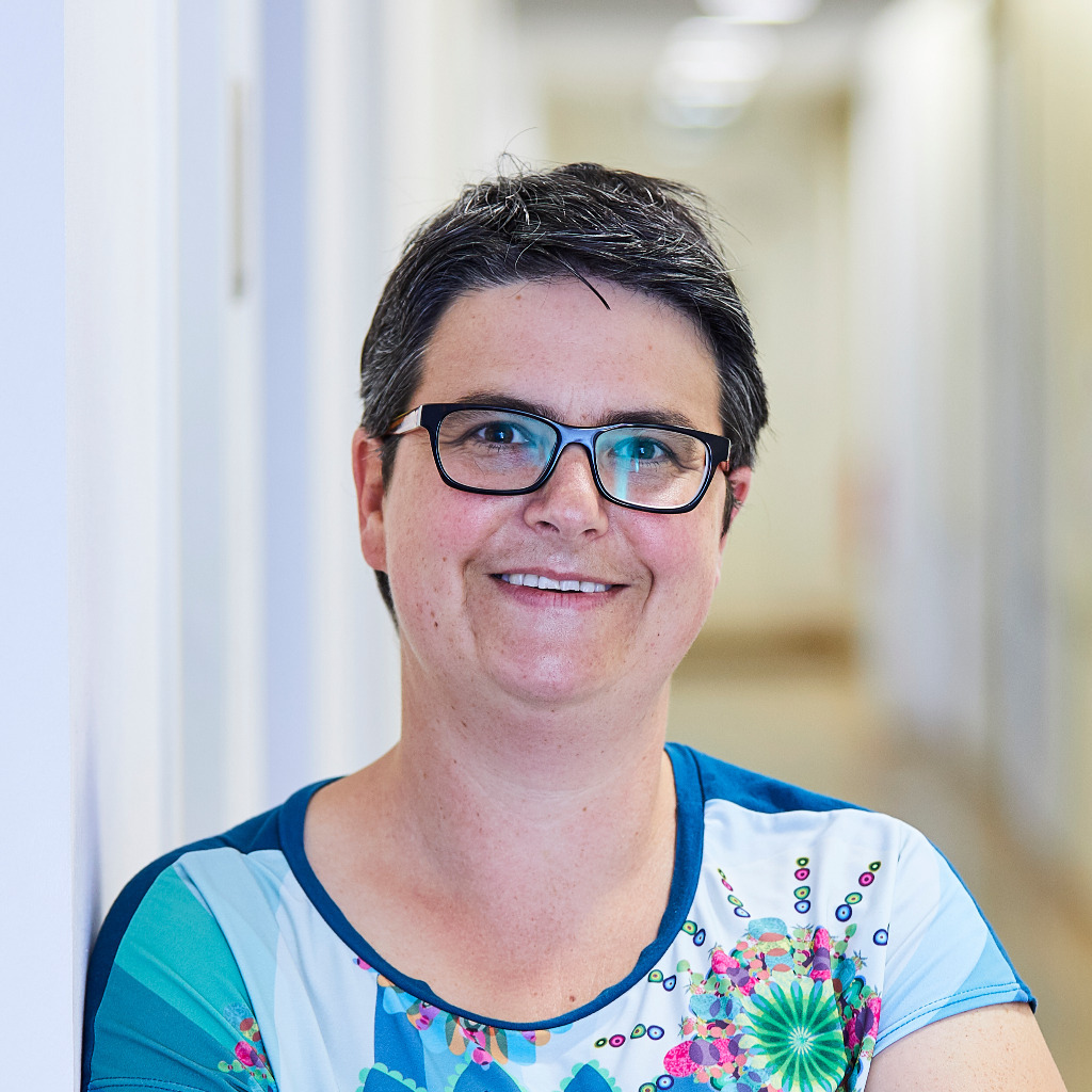 Stefanie Kienzle Personalleiterin MoldexMetric AG & Co. KG XING