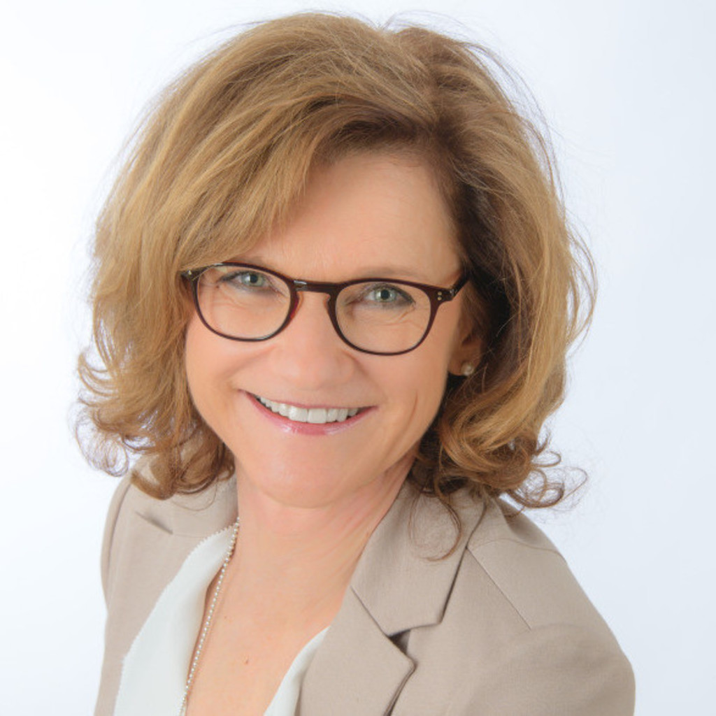 Cornelia Leser Senior bAVExpertin TREUKommerz AG XING
