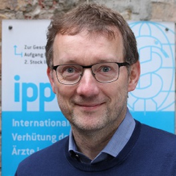 Dr. Helmut Lohrer