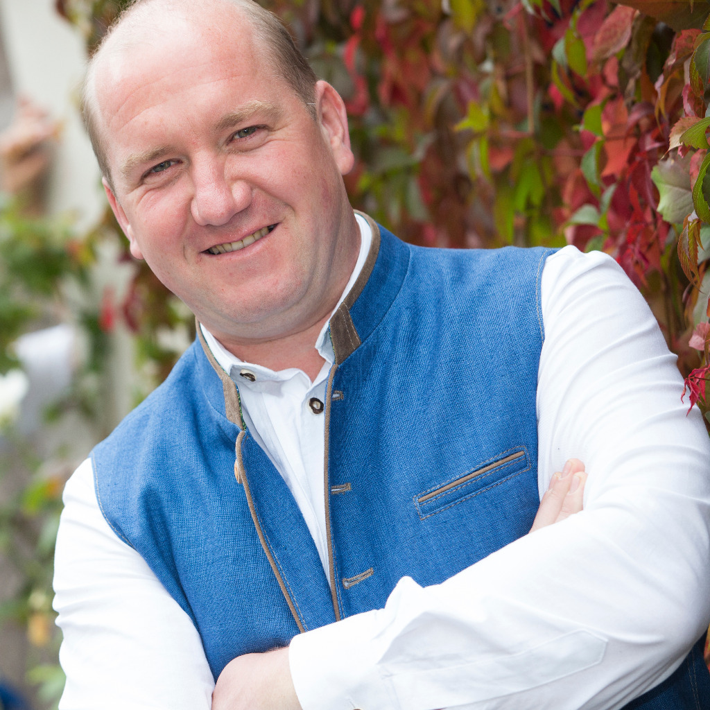 Alexander Mokosch Service, Produktion und Entwicklung Fuchs