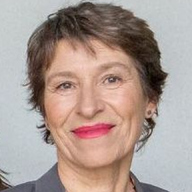 Dr. Karin Uecker