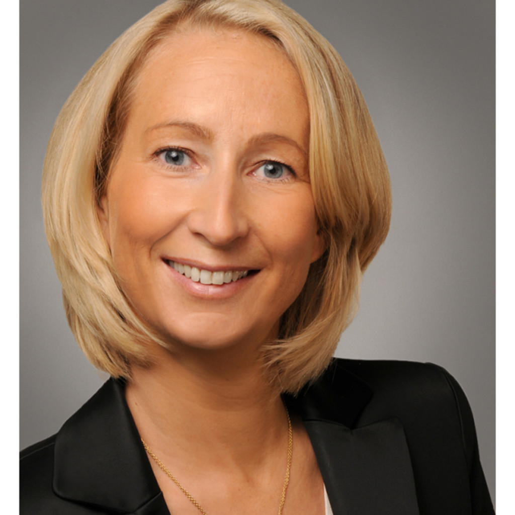 Cornelia Müller Prozess und Projektmanagement; Personalwesen