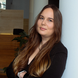 Katharina Stelzer