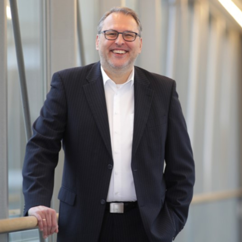 Jörg Küttner Bereichs und Standortleiter PrivatkundenServices