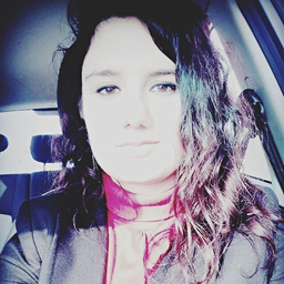 Özge Kaya