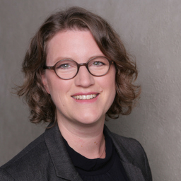 Dr. Katja Löhr