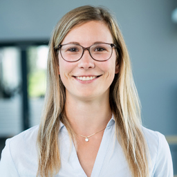 Julia Köcher
