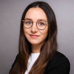 Alina Hoenen