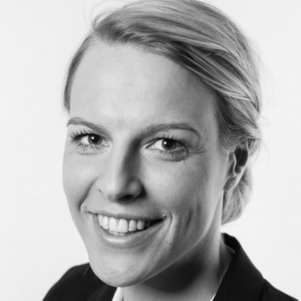 Jessica Rohne International Brand Manager DOS MAS MBG International