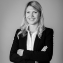 Dr. Ariane Bertram