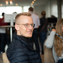 Yannick Weber's profile picture