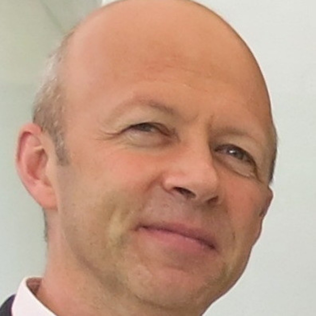 Michael Stapleton International Sales & Marketing Manager mit einer